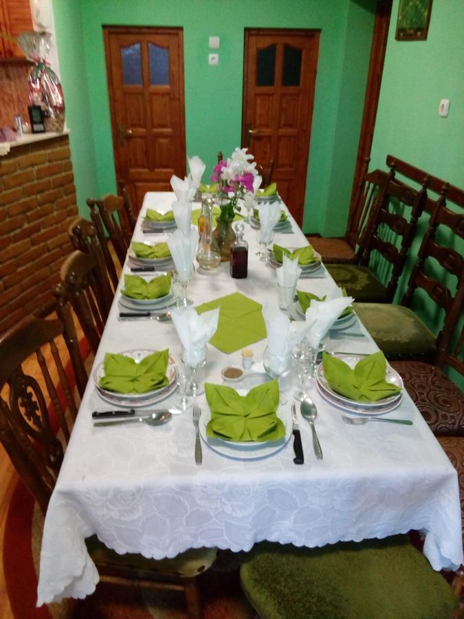 Csergo Ildiko Vendeghaz Hotel Lăzarea Buitenkant foto