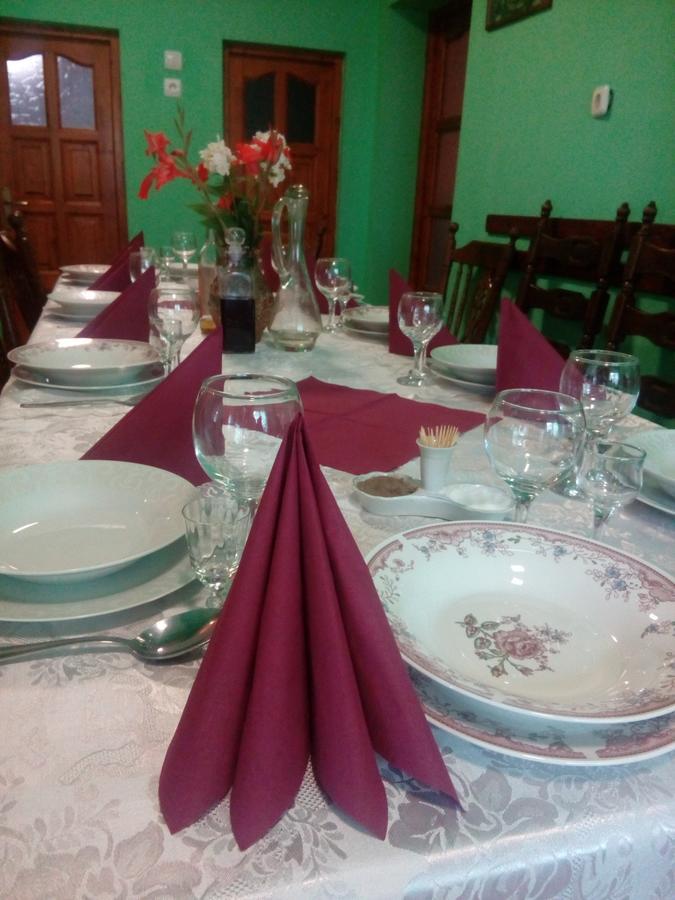 Csergo Ildiko Vendeghaz Hotel Lăzarea Buitenkant foto